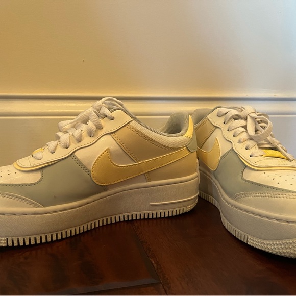 Nike AirForce size 7.5 - Picture 5 of 13